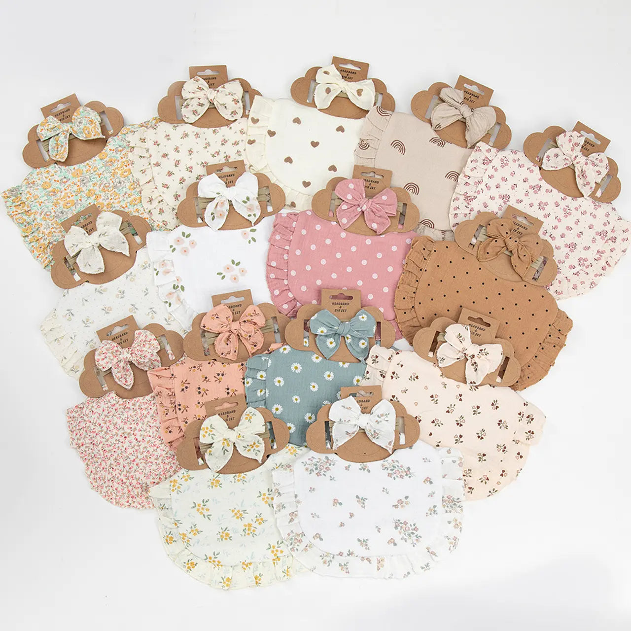 Set babero con cintillo (Aleatorio)